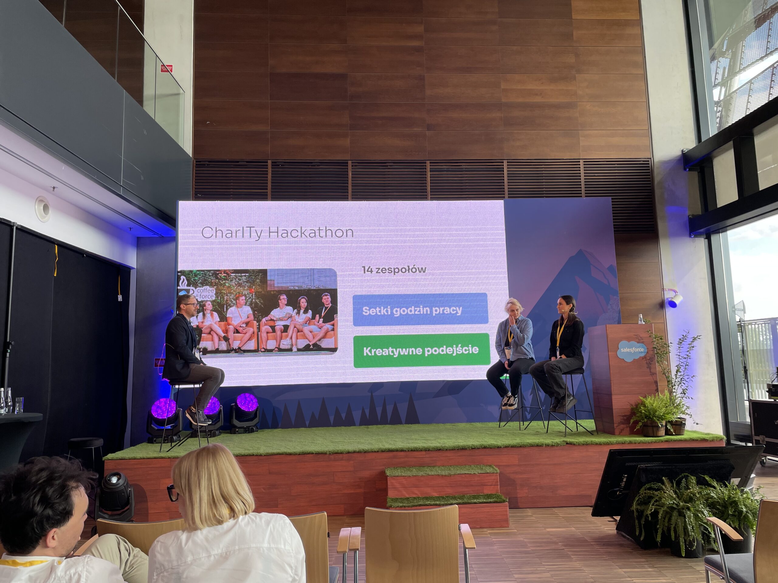Cyfrowa transformacja w NGO Salesforce Nonprofit Cloud